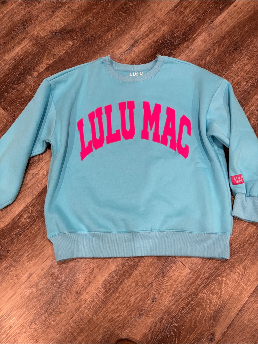 Lulumac new XL  Aqua Crewneck with Hot Pink LULU MAC Print